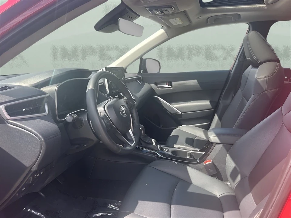 2024 Toyota Corolla Cross - Image 9 of 12