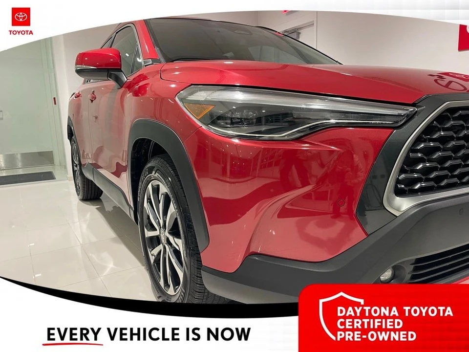 2024 Toyota Corolla Cross - Image 2 of 12