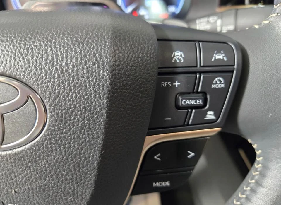 2024 Toyota Crown 16th Gen - Image 13 of 16