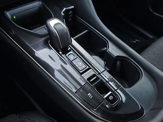 2024 Toyota Crown 16th Gen - Image 16 of 23