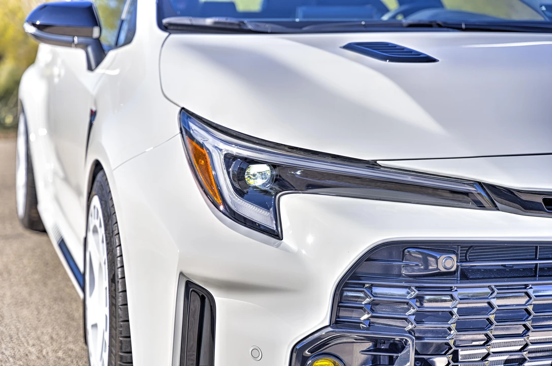2024 Toyota GR Corolla 12th Gen - Image 26 of 31