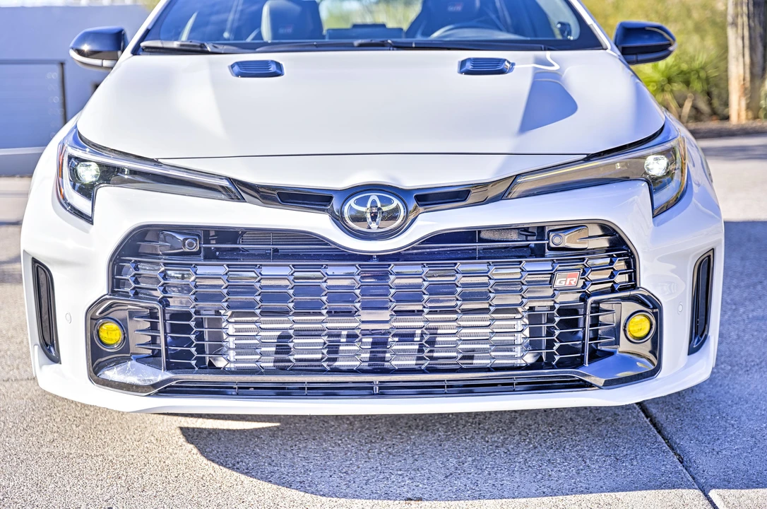 2024 Toyota GR Corolla 12th Gen - Image 28 of 31