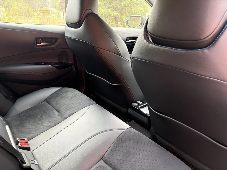 2024 Toyota GR Corolla 12th Gen - Image 27 of 31