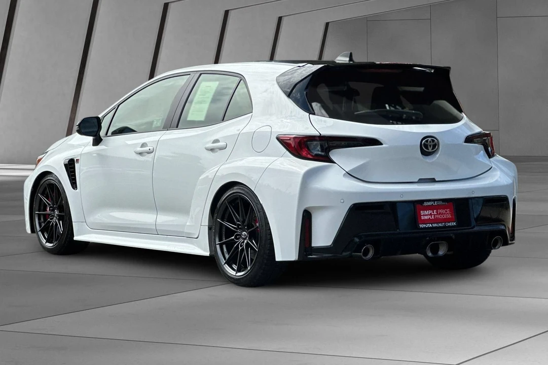 2024 Toyota GR Corolla 12th Gen - Image 11 of 31