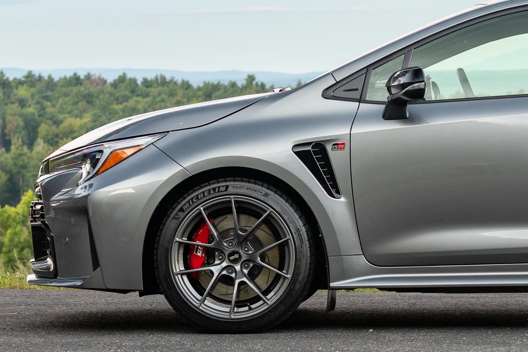2024 Toyota GR Corolla 12th Gen - Image 20 of 31