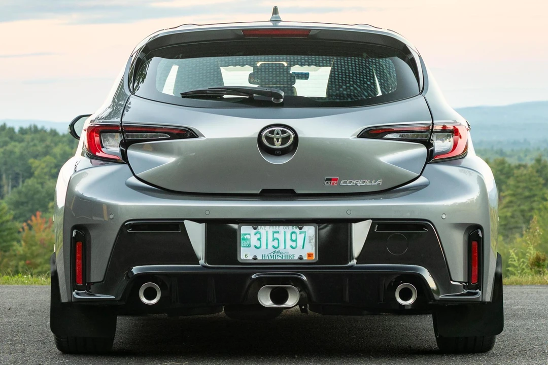 2024 Toyota GR Corolla 12th Gen - Image 5 of 31