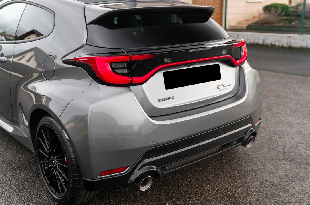 2024 Toyota Yaris - Image 29 of 31