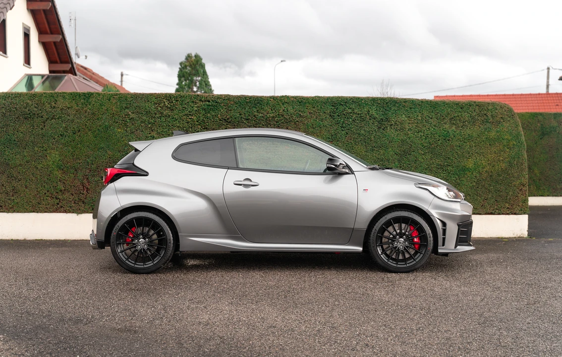 2024 Toyota Yaris - Image 4 of 31