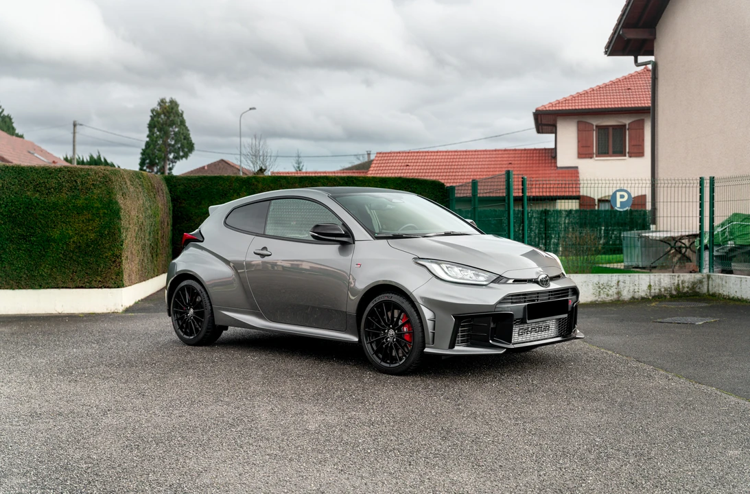 2024 Toyota Yaris - Image 3 of 31