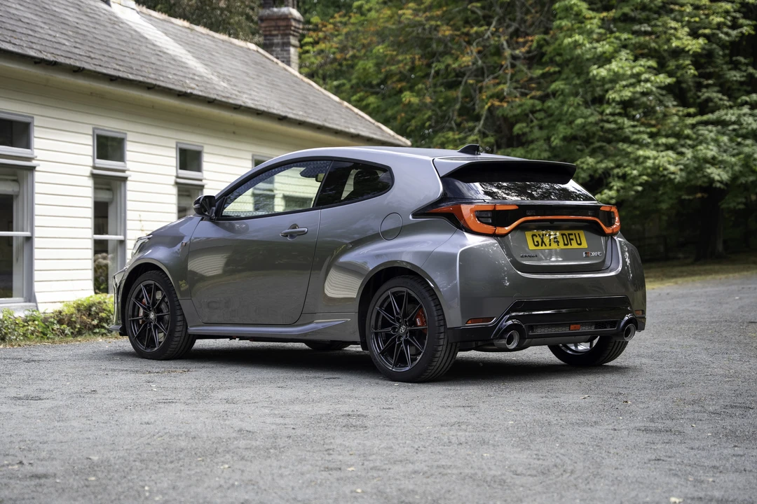 2024 Toyota Yaris - Image 7 of 31