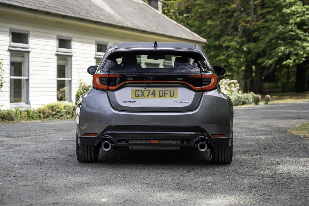 2024 Toyota Yaris - Image 6 of 31
