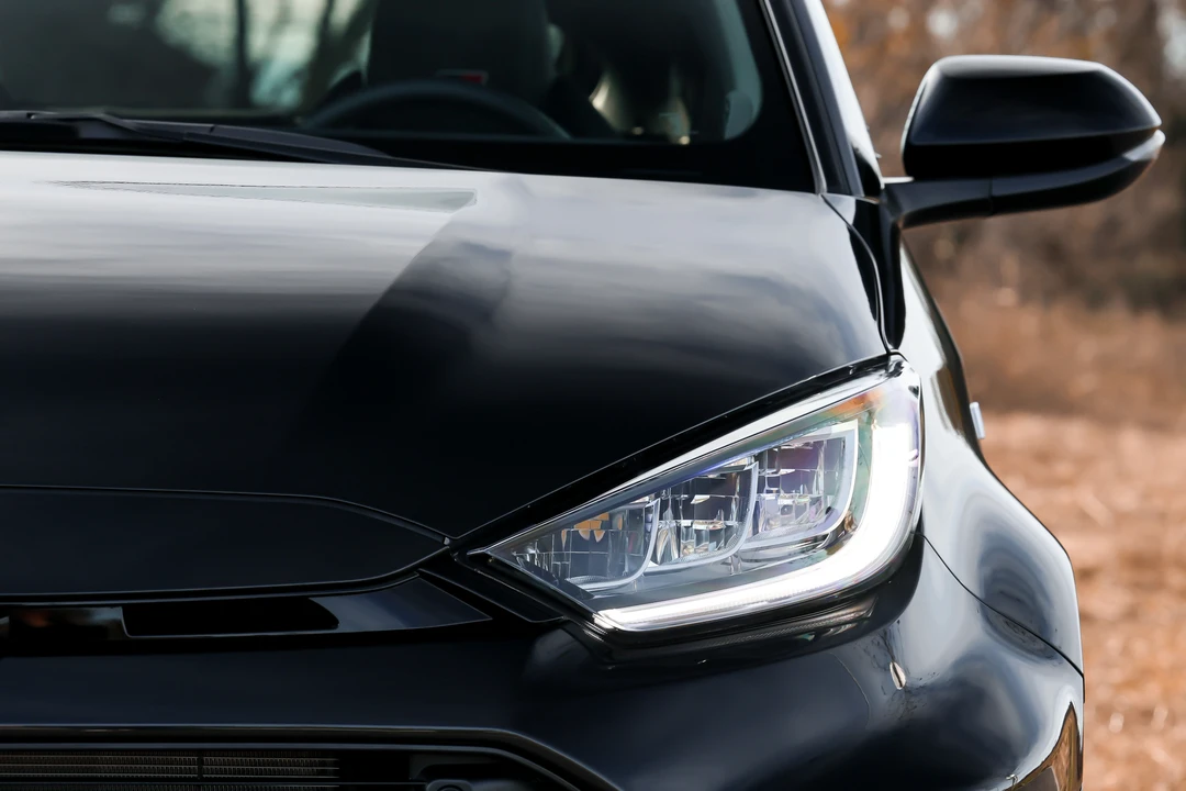 2025 Toyota Yaris - Image 16 of 31