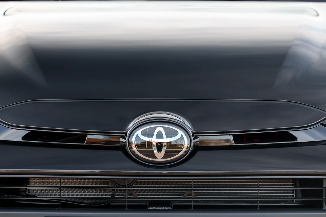 2025 Toyota Yaris - Image 18 of 31