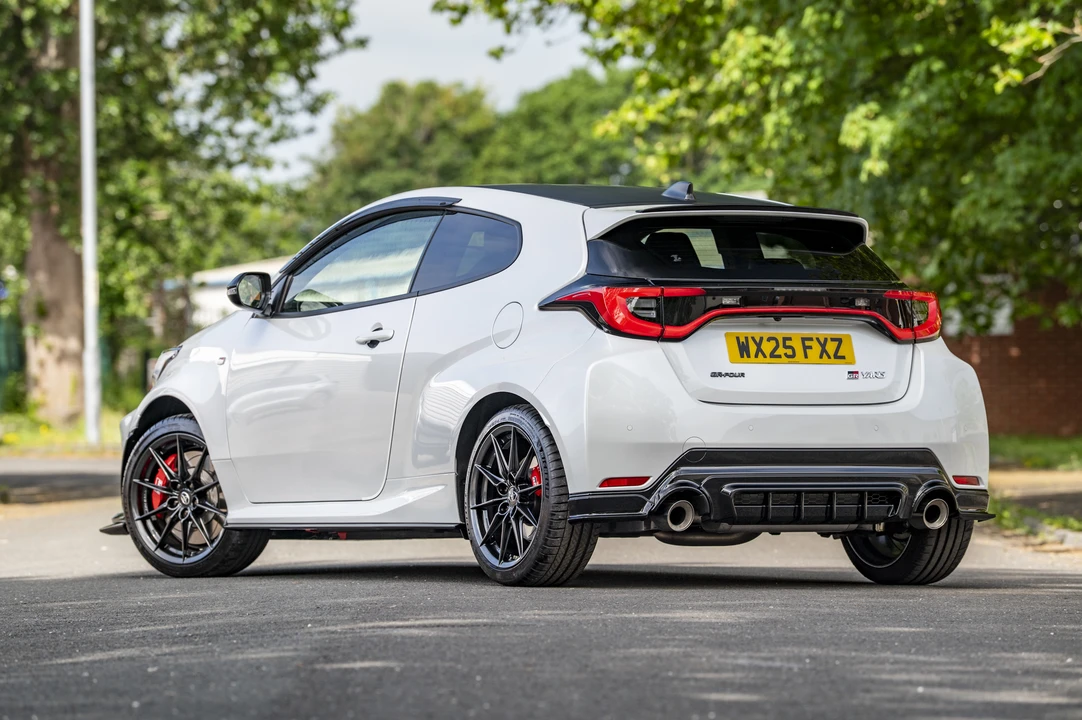2025 Toyota Yaris - Image 5 of 31