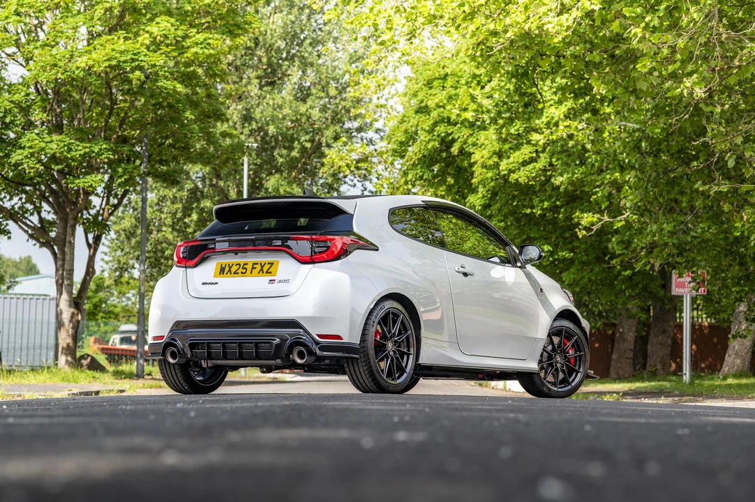 2025 Toyota Yaris - Image 22 of 31