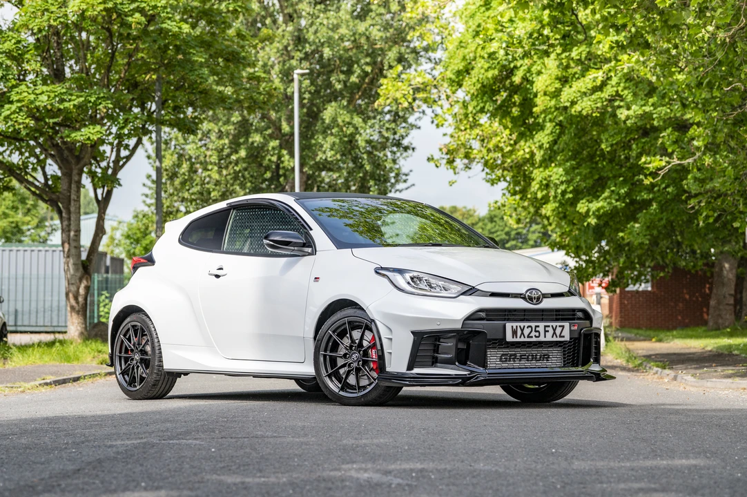 2025 Toyota Yaris - Image 28 of 31