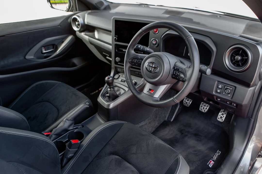 2024 Toyota Yaris - Image 4 of 16
