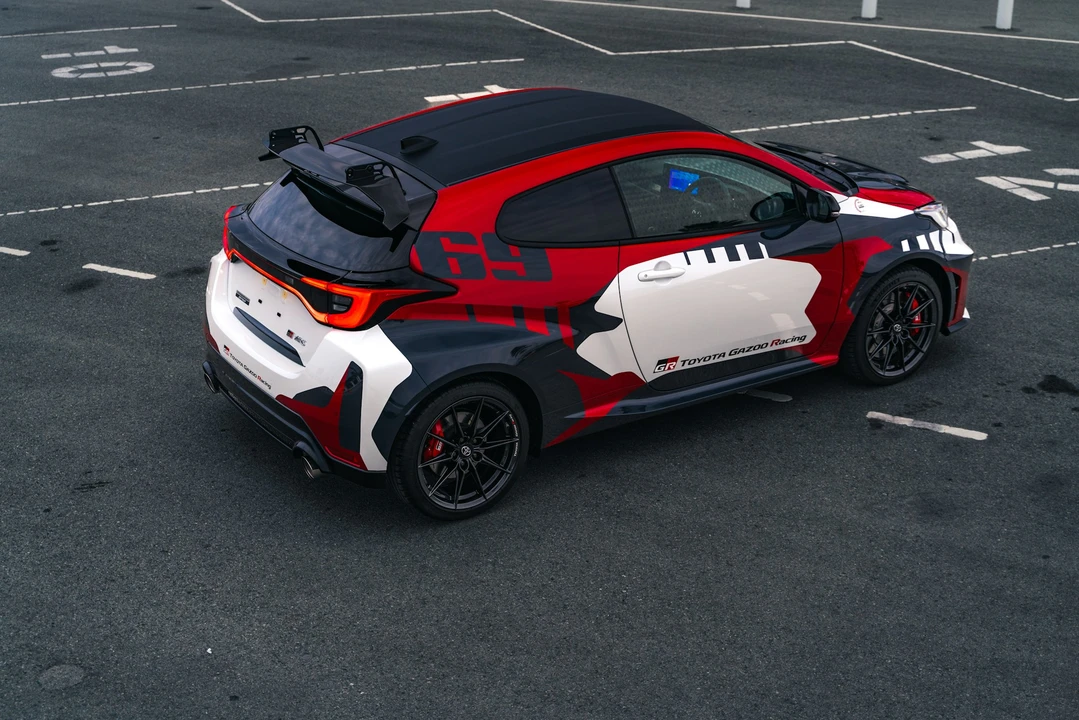 2024 Toyota Yaris - Image 13 of 21