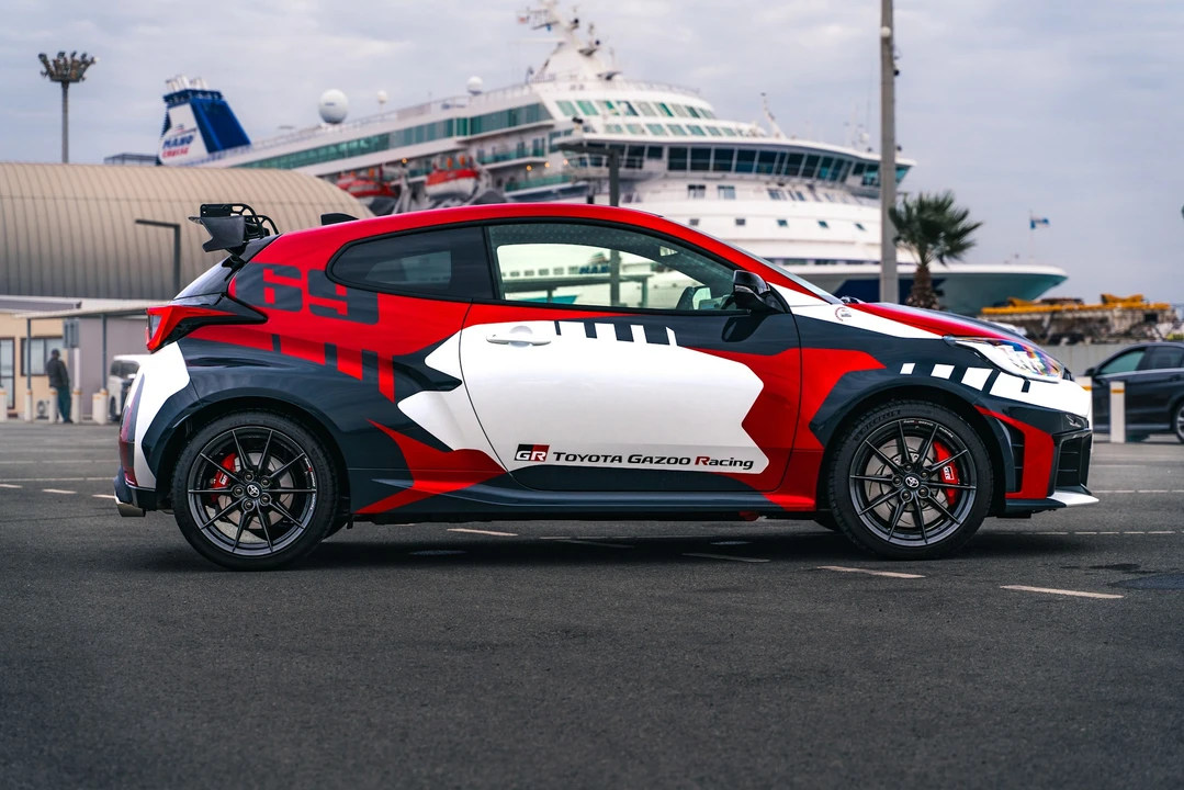 2024 Toyota Yaris - Image 12 of 21