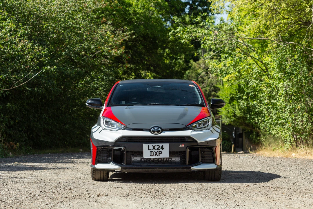 2024 Toyota Yaris - Image 2 of 31