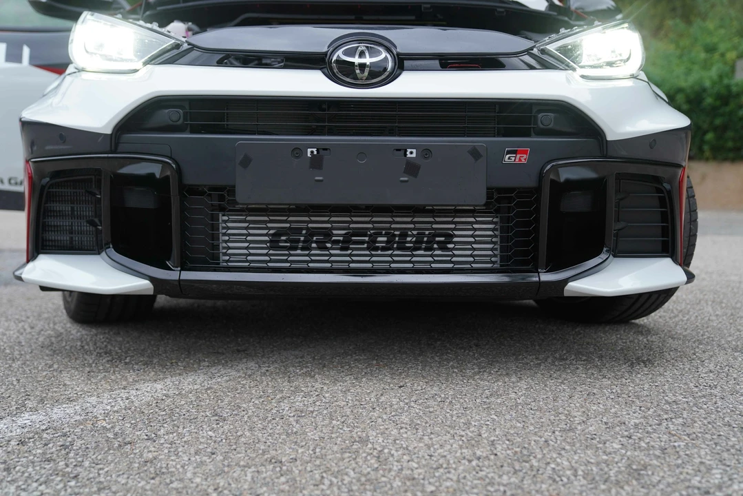 2024 Toyota Yaris - Image 16 of 21