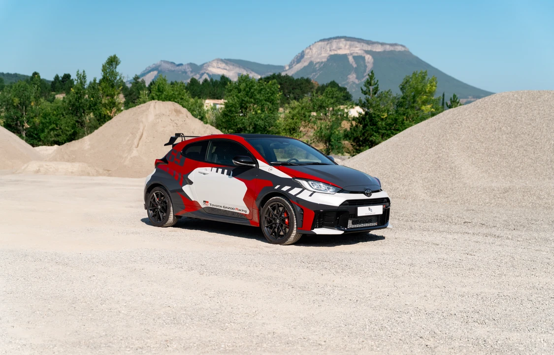 2024 Toyota Yaris - Image 3 of 31