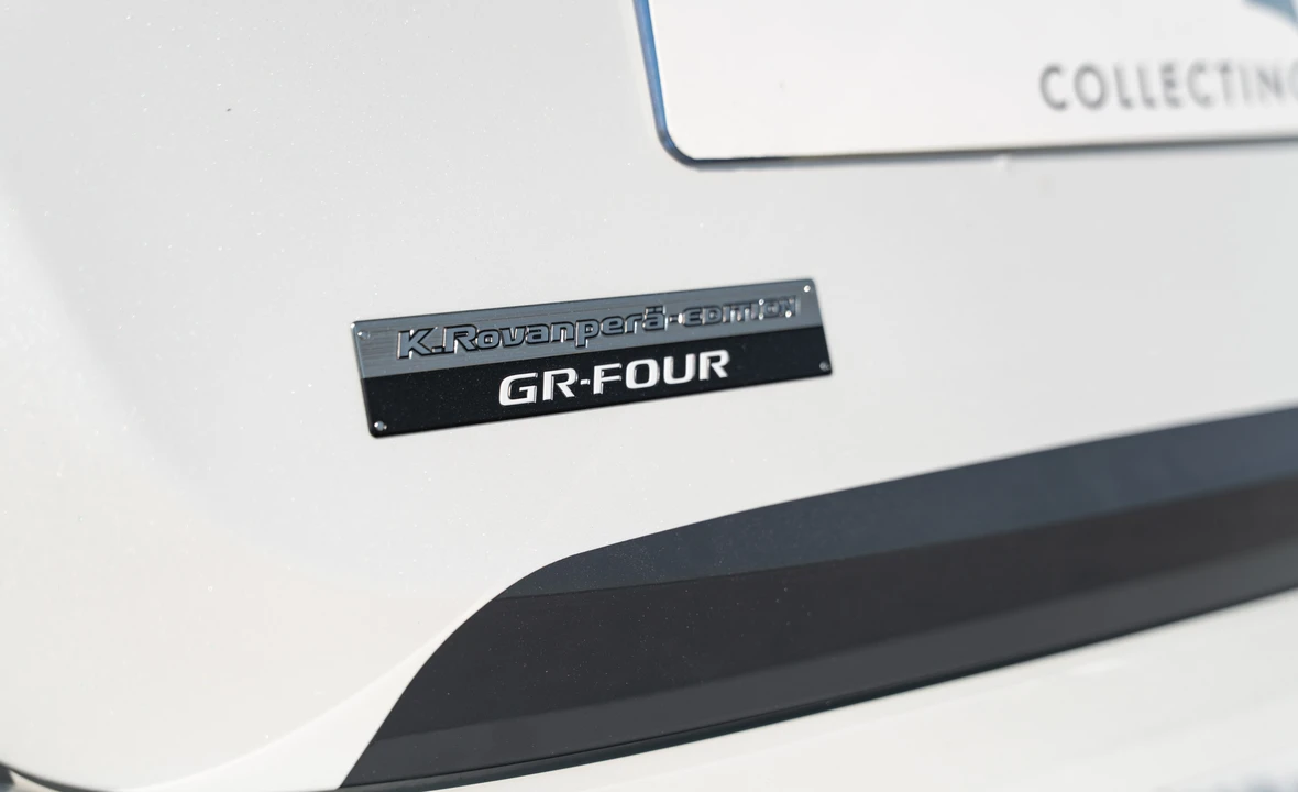 2024 Toyota Yaris - Image 29 of 31