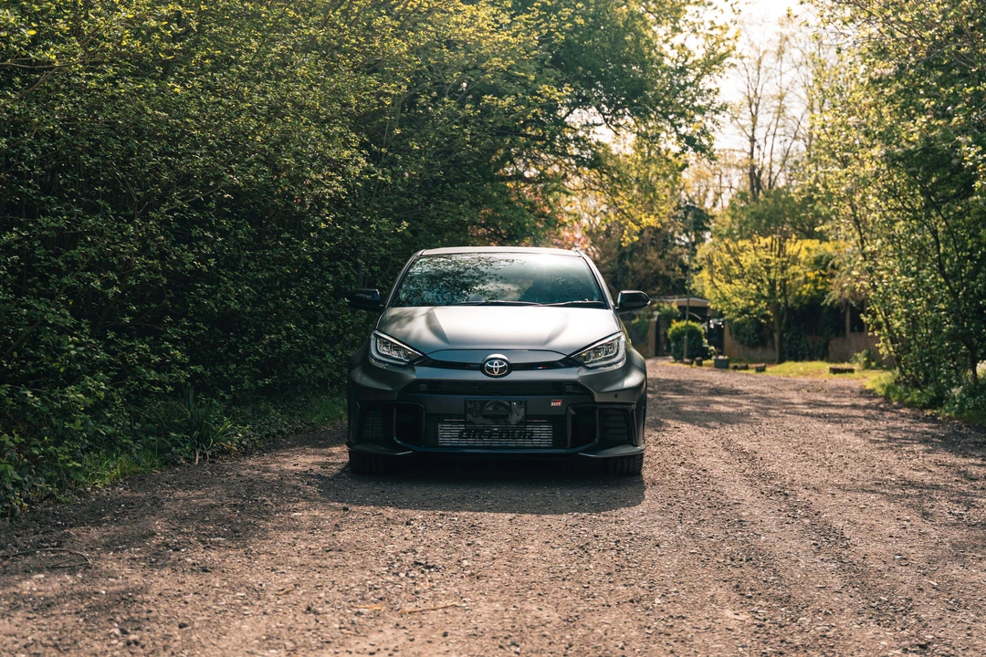 2024 Toyota Yaris - Image 2 of 31