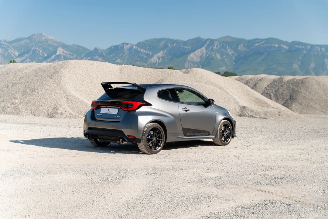 2024 Toyota Yaris - Image 7 of 31