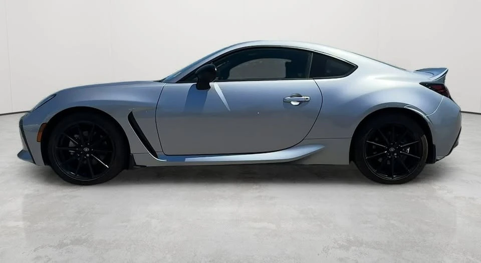 2024 Toyota GR86 2nd Gen - Image 9 of 20