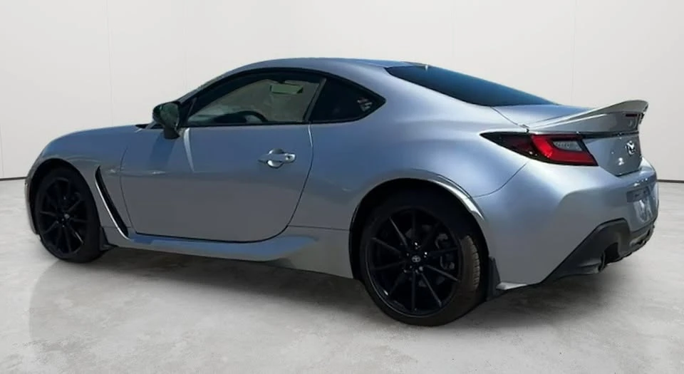 2024 Toyota GR86 2nd Gen - Image 4 of 20