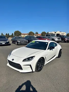 2024 Toyota GR86 Base