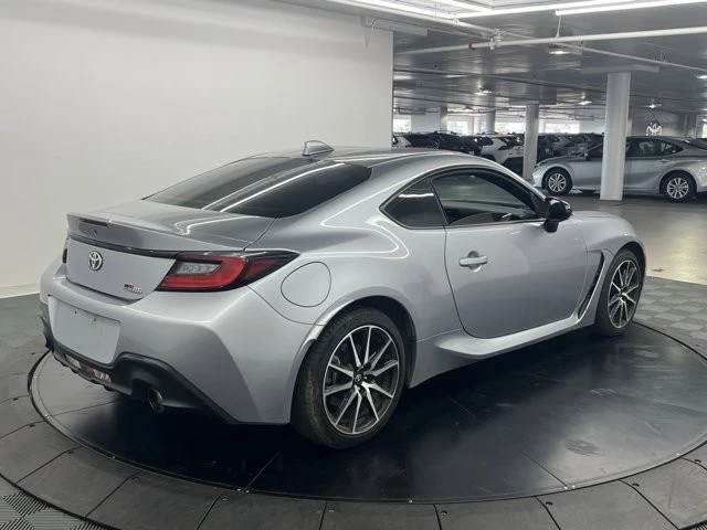 2024 Toyota GR86 2nd Gen - Image 4 of 10