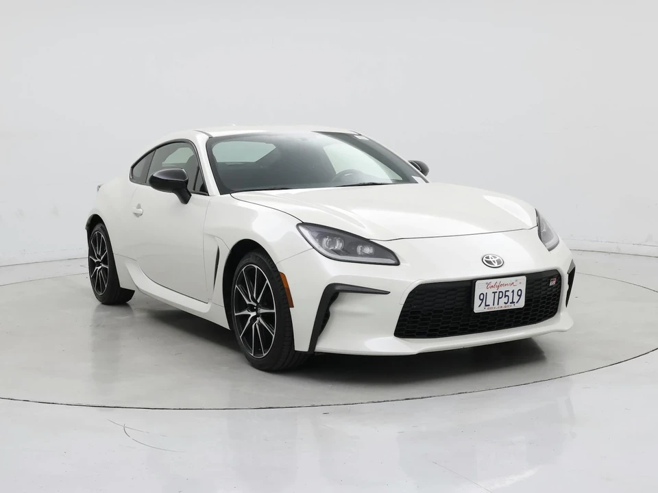 2024 Toyota GR86 2nd Gen - Image 2 of 25