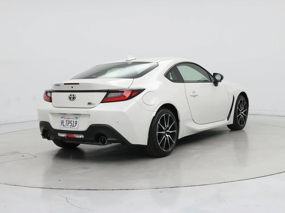 2024 Toyota GR86 2nd Gen - Image 9 of 25