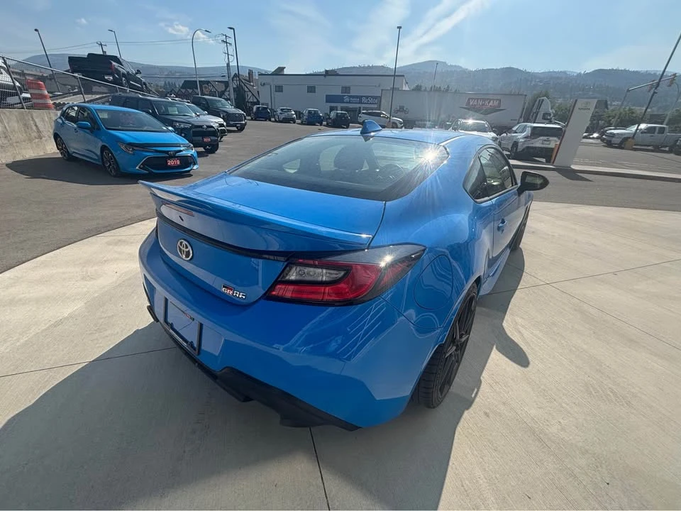 2024 Toyota GR86 2nd Gen - Image 5 of 11