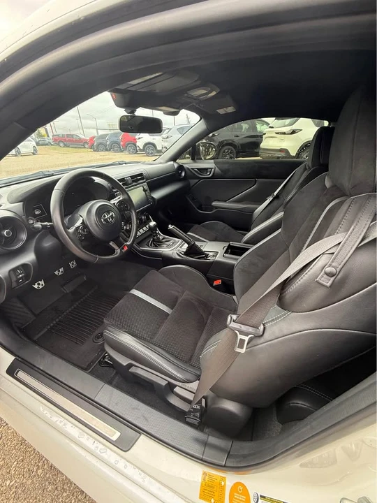 2024 Toyota GR86 2nd Gen - Image 5 of 12