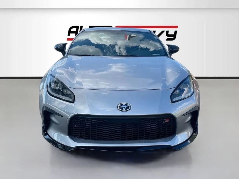 2024 Toyota GR86 2nd Gen - Image 2 of 20