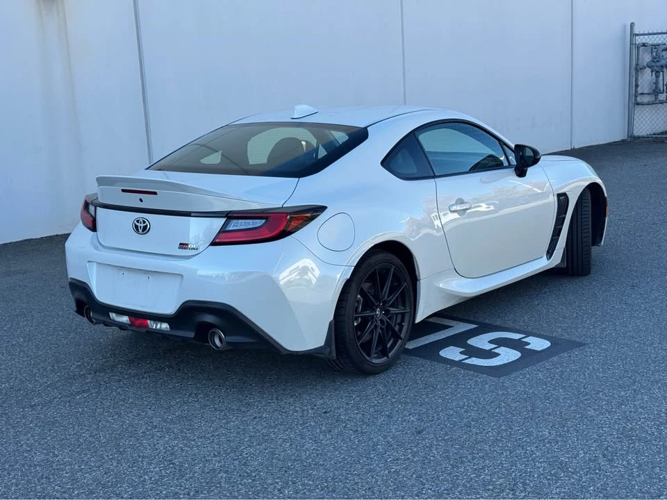 2024 Toyota GR86 2nd Gen - Image 3 of 8