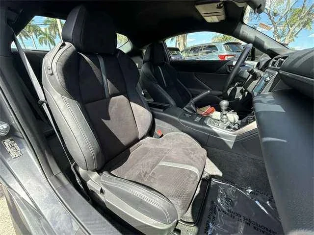 2024 Toyota GR86 2nd Gen - Image 4 of 16