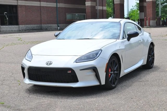 2024 Toyota GR86 2nd Gen - Image 7 of 30