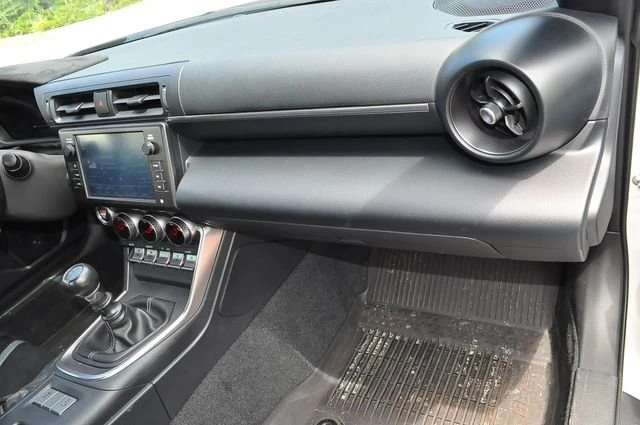 2024 Toyota GR86 2nd Gen - Image 13 of 30