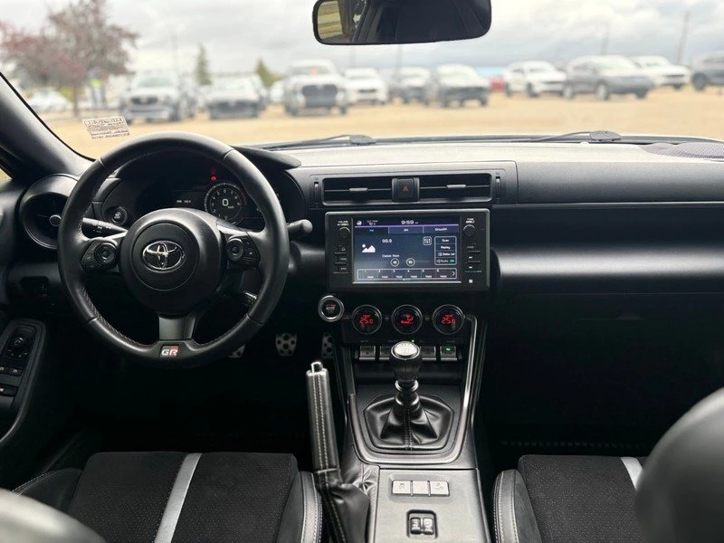 2024 Toyota GR86 2nd Gen - Image 11 of 19
