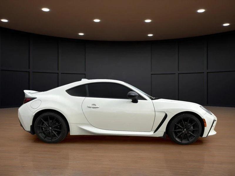 2024 Toyota GR86 2nd Gen - Image 6 of 19