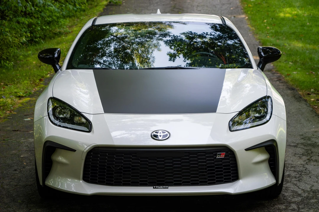 2024 Toyota GR86 2nd Gen - Image 2 of 31