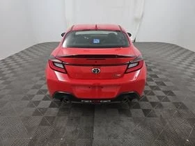 2024 Toyota GR86 2nd Gen - Image 5 of 23