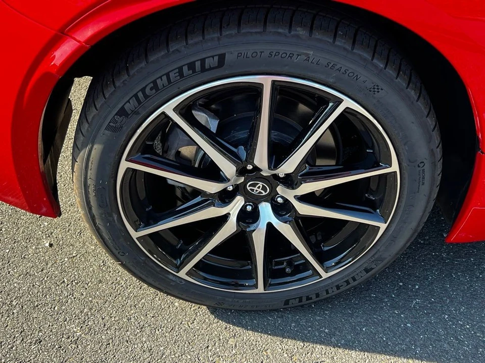 2024 Toyota GR86 2nd Gen - Image 12 of 21