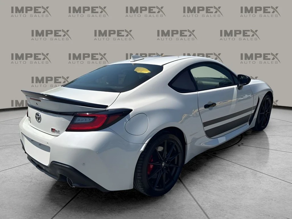 2024 Toyota GR86 2nd Gen - Image 5 of 31