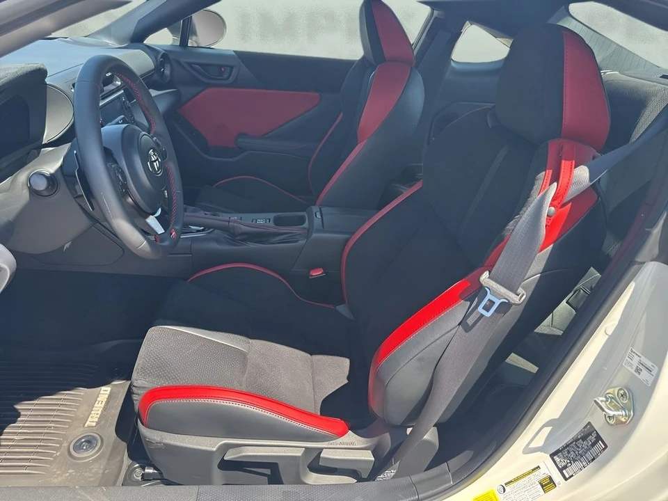 2024 Toyota GR86 2nd Gen - Image 9 of 31