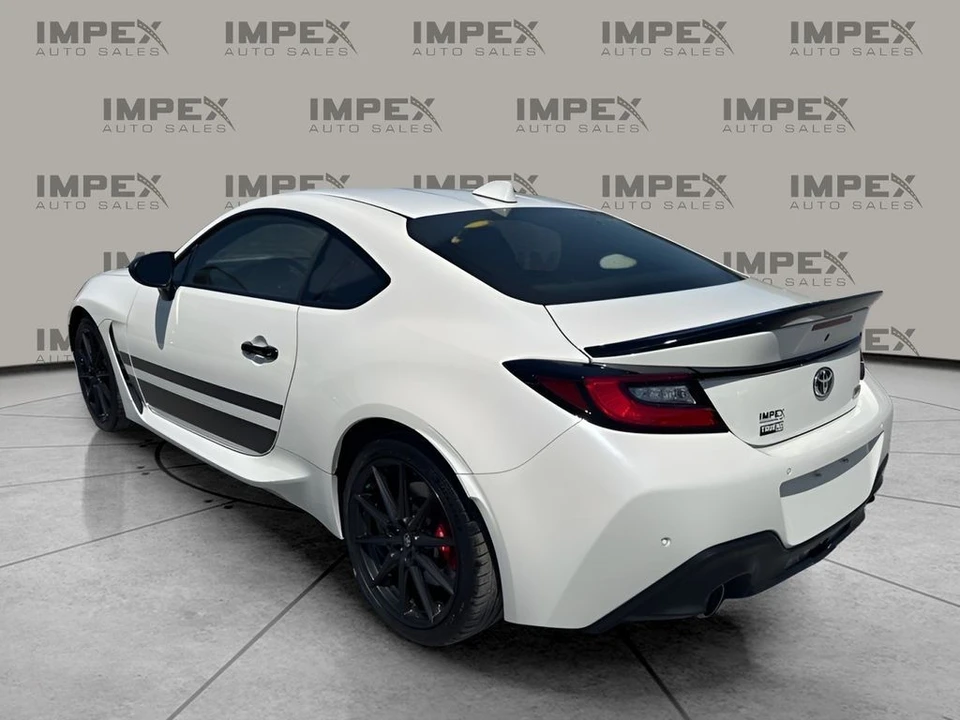 2024 Toyota GR86 2nd Gen - Image 3 of 31